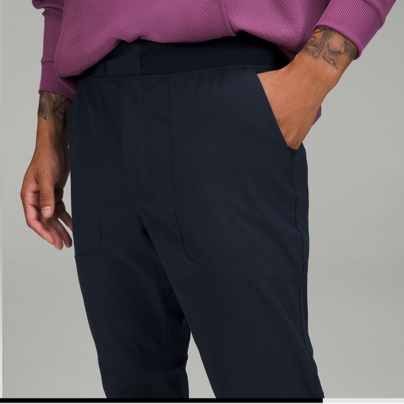 Lululemon ABC Jogger Shorter Length
*Warpstreme - Picture 8 of 9